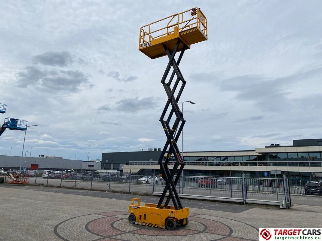 剪式升降机 JCB S2646E Electric Scissor Work Lift 990cm：图7