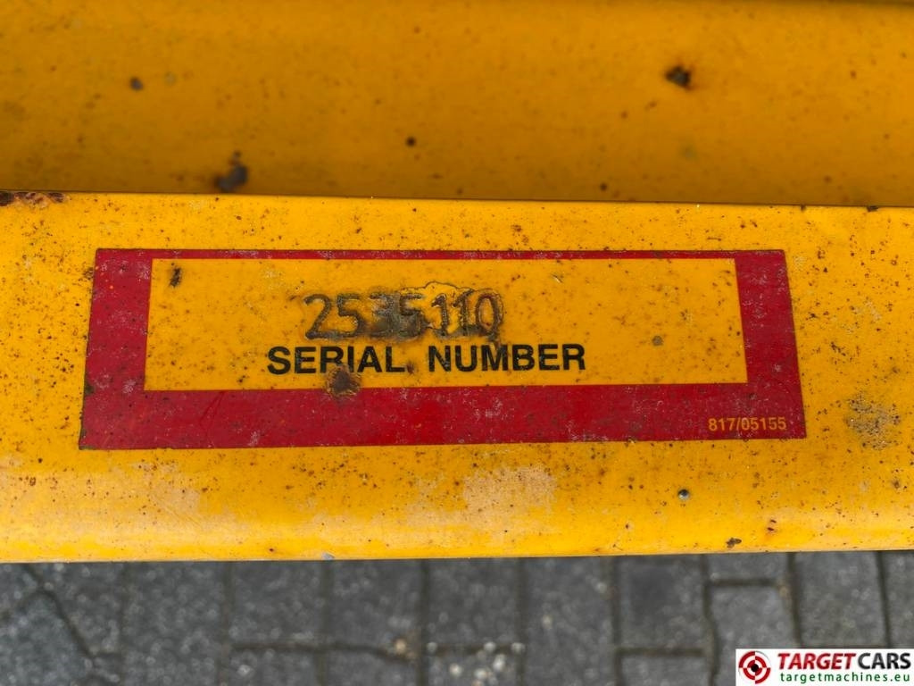 剪式升降机 JCB S2646E Electric Scissor Work Lift 990cm：图30