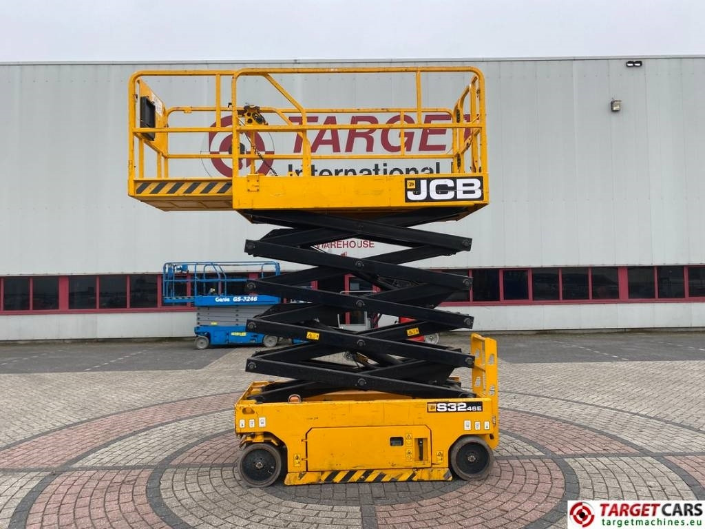 JCB S3246E Electric Scissor Work Lift 1200cm - 剪式升降机:图5 JCB S3246E Electric Scissor Work Lift 1200cm - 剪式升降机:图5