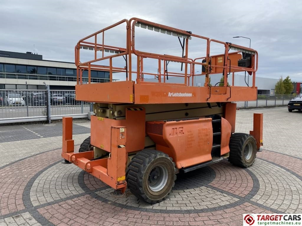 JLG 4394RT Diesel 4x4 Scissor Work Lift 1511cm - 剪式升降机:图3 JLG 4394RT Diesel 4x4 Scissor Work Lift 1511cm - 剪式升降机:图3