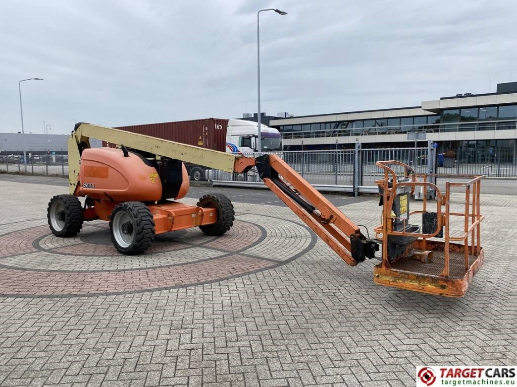 JLG 600AJ Articulated 4x4 Diesel Boom Work Lift 2047cm - 铰接臂:图2 JLG 600AJ Articulated 4x4 Diesel Boom Work Lift 2047cm - 铰接臂:图2