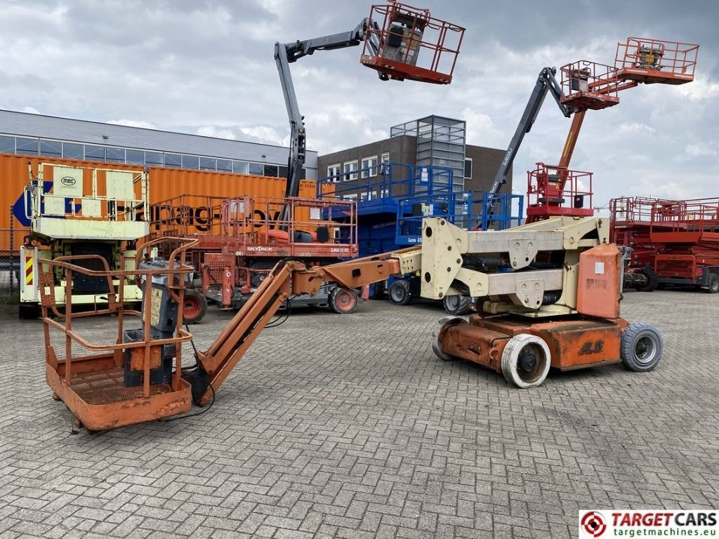 JLG E400AJPN Electric Articulated Boom Lift DEFECT - 铰接臂:图1 JLG E400AJPN Electric Articulated Boom Lift DEFECT - 铰接臂:图1