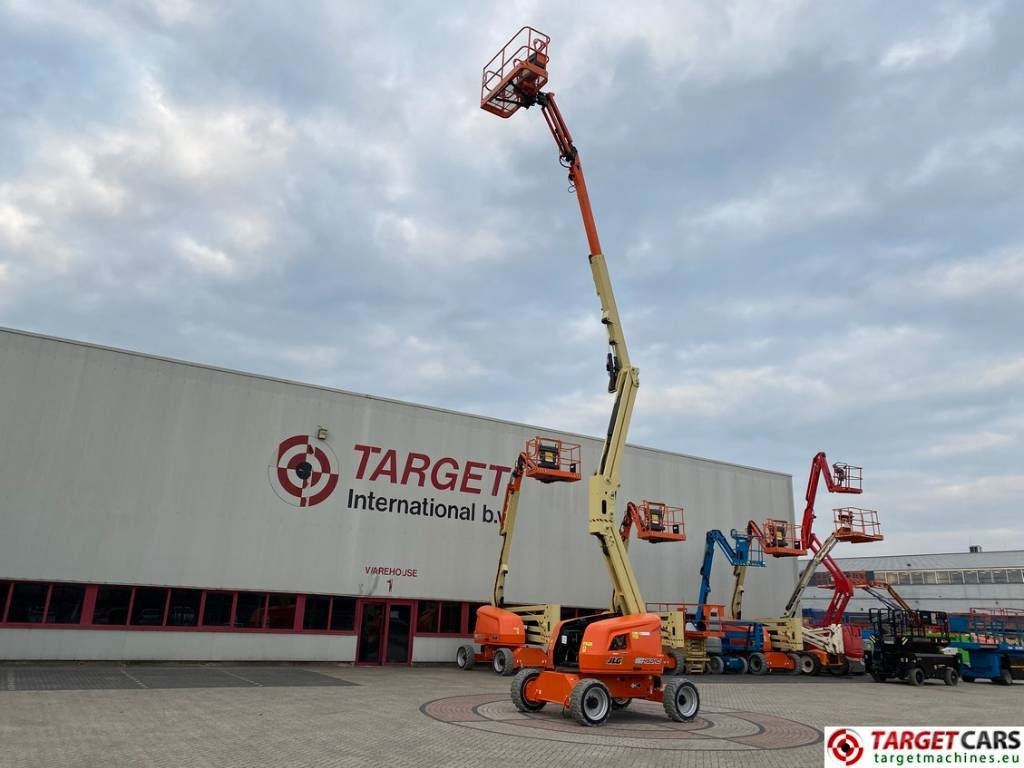 JLG EC450AJ Lithium-Ion Articulated Boom Lift 1572cm - 铰接臂:图5 JLG EC450AJ Lithium-Ion Articulated Boom Lift 1572cm - 铰接臂:图5