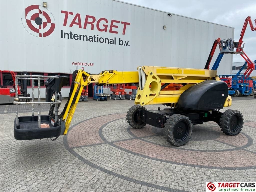 Niftylift HR21D Diese 4x4 Articulated Boom Work Lift 2080cm - 铰接臂:图1 Niftylift HR21D Diese 4x4 Articulated Boom Work Lift 2080cm - 铰接臂:图1