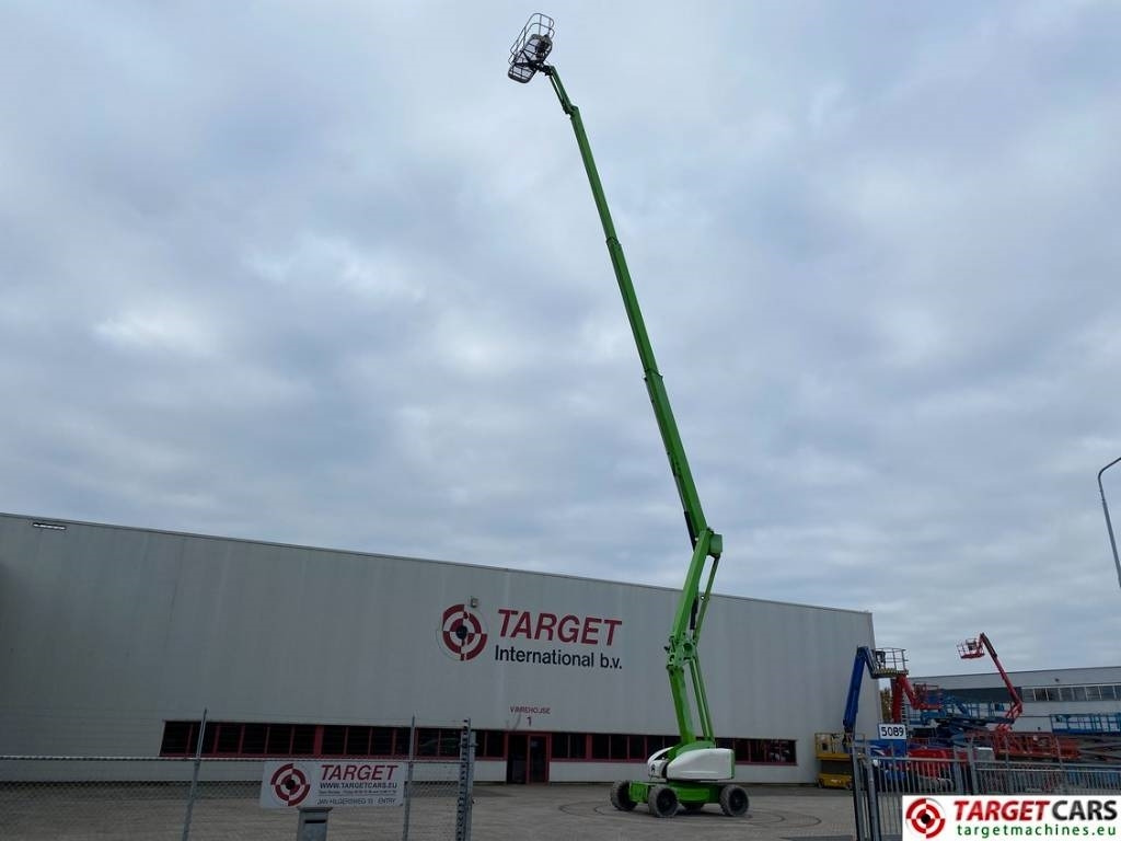 Niftylift HR28 HyBrid Articulated 4x4 Boom Work Lift 2800cm - 铰接臂:图5 Niftylift HR28 HyBrid Articulated 4x4 Boom Work Lift 2800cm - 铰接臂:图5