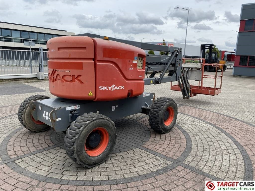 SkyJack SJ46AJ Articulated 4x4 Diesel Boom WorkLift 1593cm - 铰接臂:图3 SkyJack SJ46AJ Articulated 4x4 Diesel Boom WorkLift 1593cm - 铰接臂:图3