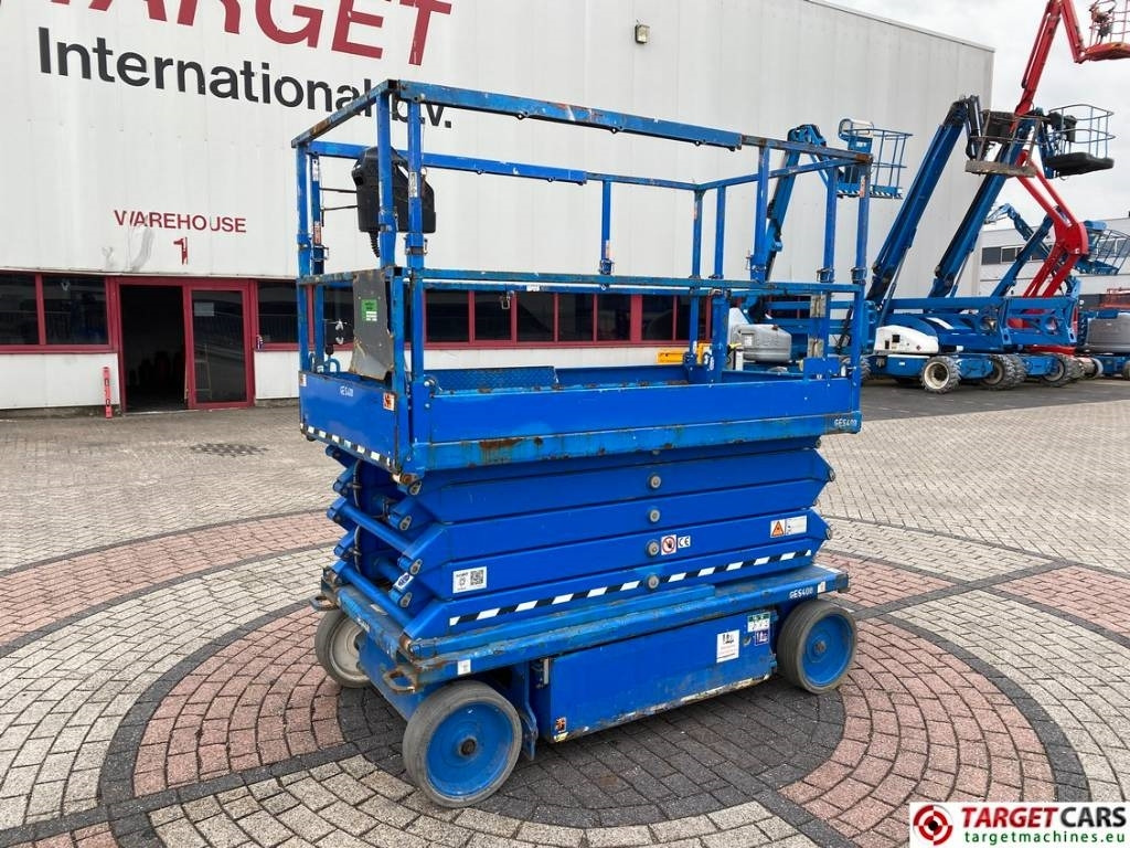 SkyJack SJ4732 Electric 4732 Scissor Work Lift 1165cm - 剪式升降机:图1 SkyJack SJ4732 Electric 4732 Scissor Work Lift 1165cm - 剪式升降机:图1