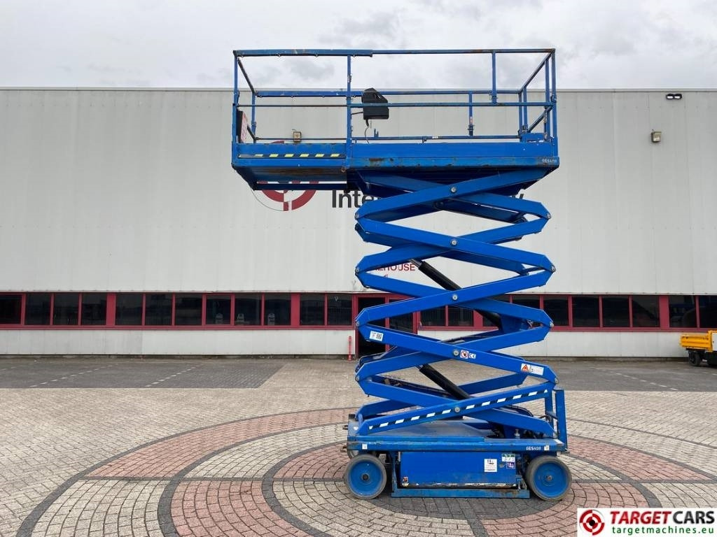 SkyJack SJ4732 Electric 4732 Scissor Work Lift 1165cm - 剪式升降机:图4 SkyJack SJ4732 Electric 4732 Scissor Work Lift 1165cm - 剪式升降机:图4