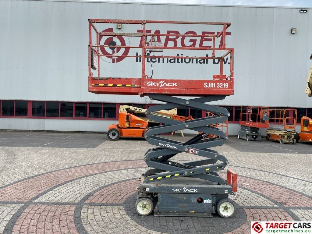 SkyJack SJIII-3219 Electric Scissor Work Lift 780cm - 剪式升降机:图5 SkyJack SJIII-3219 Electric Scissor Work Lift 780cm - 剪式升降机:图5