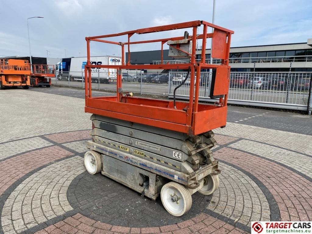 SkyJack SJIII-3226 Electric 3226 Scissor Work Lift 990cm - 剪式升降机:图2 SkyJack SJIII-3226 Electric 3226 Scissor Work Lift 990cm - 剪式升降机:图2