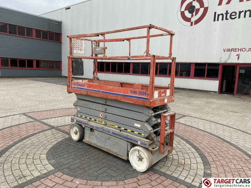 SkyJack SJIII-3226 Electric Scissor Work Lift 990cm - 剪式升降机:图4 SkyJack SJIII-3226 Electric Scissor Work Lift 990cm - 剪式升降机:图4