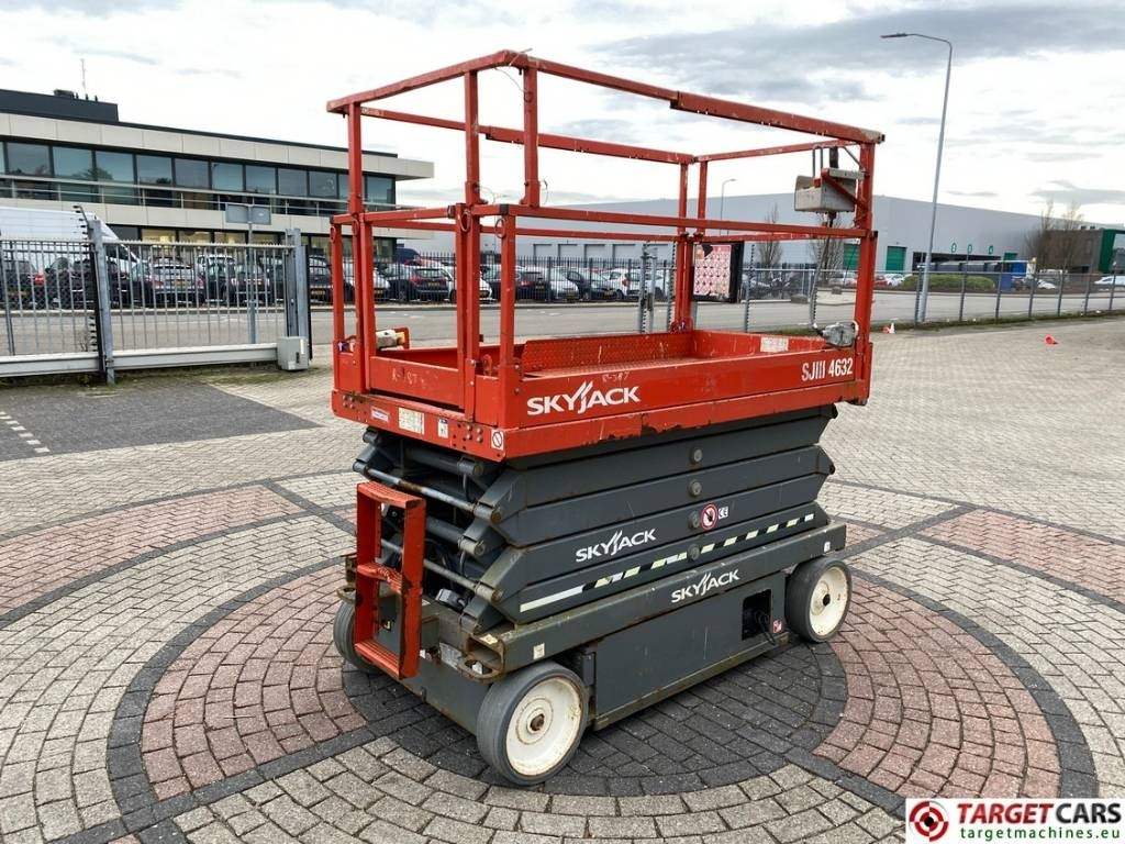 SkyJack SJIII-4632 Electric Scissor SJ4632 WorkLift 1170cm - 剪式升降机:图3 SkyJack SJIII-4632 Electric Scissor SJ4632 WorkLift 1170cm - 剪式升降机:图3