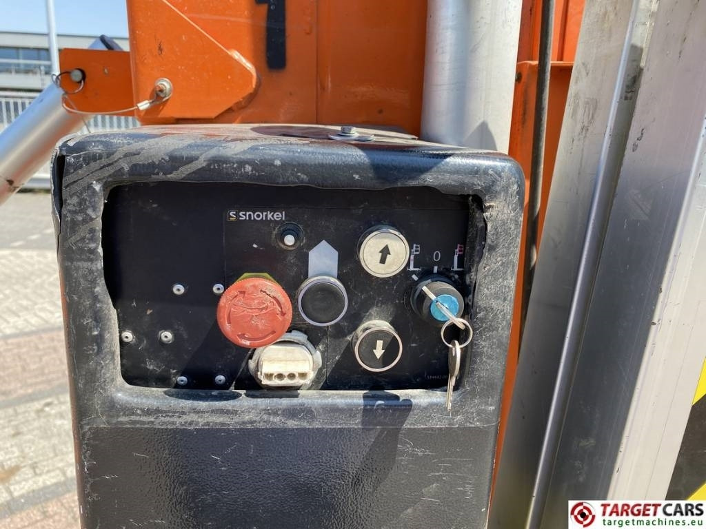 垂直桅杆升降机 Snorkel UL32 AC-110/230V Vertical Mast Work Lift 1175cm：图12