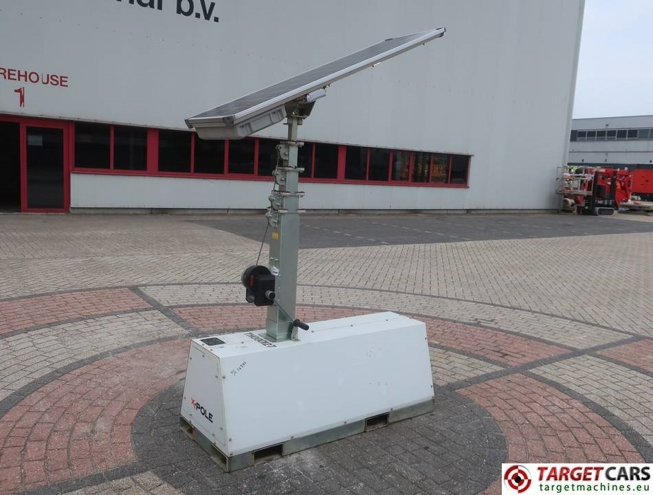 Trime X-Pole Solar Panel 50W Led Tower Light - 照明塔:图1 Trime X-Pole Solar Panel 50W Led Tower Light - 照明塔:图1