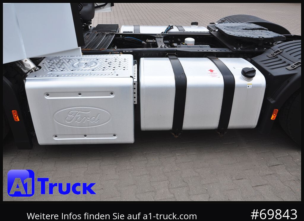 FORD F-MAX 500, Standlklima, Intarder, Alufelgen, - 牵引车:图2 FORD F-MAX 500, Standlklima, Intarder, Alufelgen, - 牵引车:图2