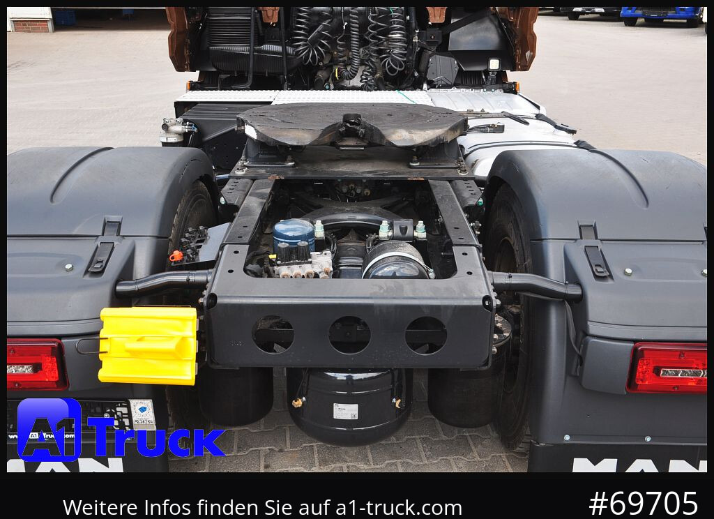 MAN TGX 18,480 BLS Intarder Standklima, Soundsysem - 牵引车:图3 MAN TGX 18,480 BLS Intarder Standklima, Soundsysem - 牵引车:图3
