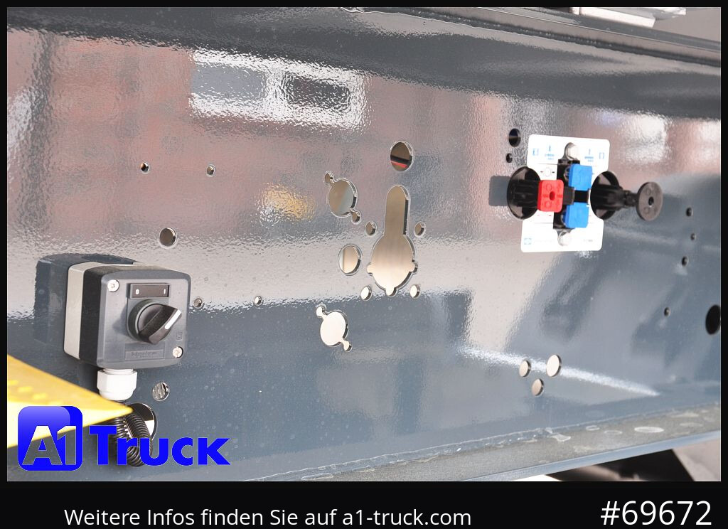 REISCH RHKS, Alu-Kippmulde 50m³, NEU Kombitüren, Alufelgen, Liftachse, - 翻斗半拖车:图4 REISCH RHKS, Alu-Kippmulde 50m³, NEU Kombitüren, Alufelgen, Liftachse, - 翻斗半拖车:图4