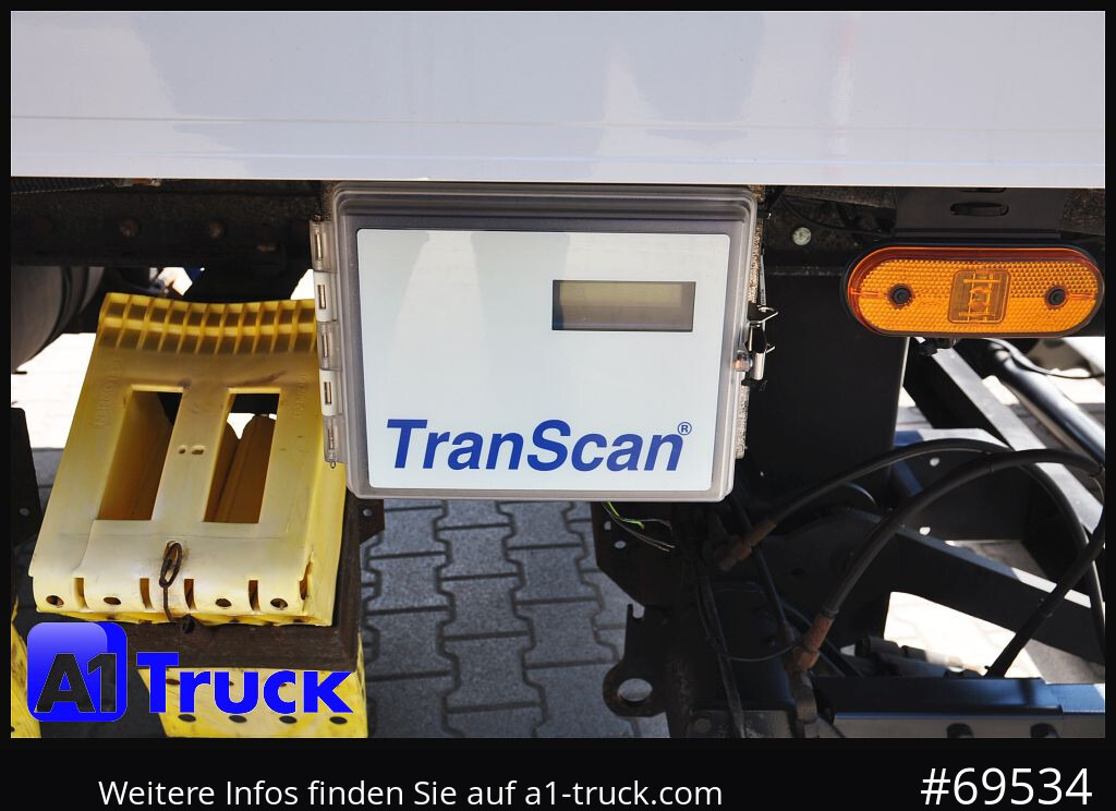 SCHMITZ ZKO 18 Tandem Carrier 850 U durchladbar - 冷藏拖车:图4 SCHMITZ ZKO 18 Tandem Carrier 850 U durchladbar - 冷藏拖车:图4