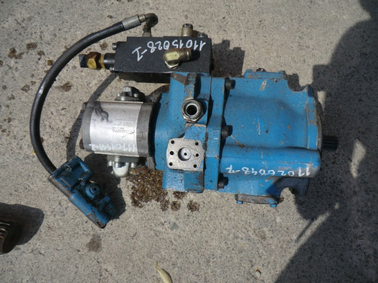 VOLVO L120C ALBERO, SENSORE E POMPA - 传动装置 适用于 建筑机械:图3 VOLVO L120C ALBERO, SENSORE E POMPA - 传动装置 适用于 建筑机械:图3