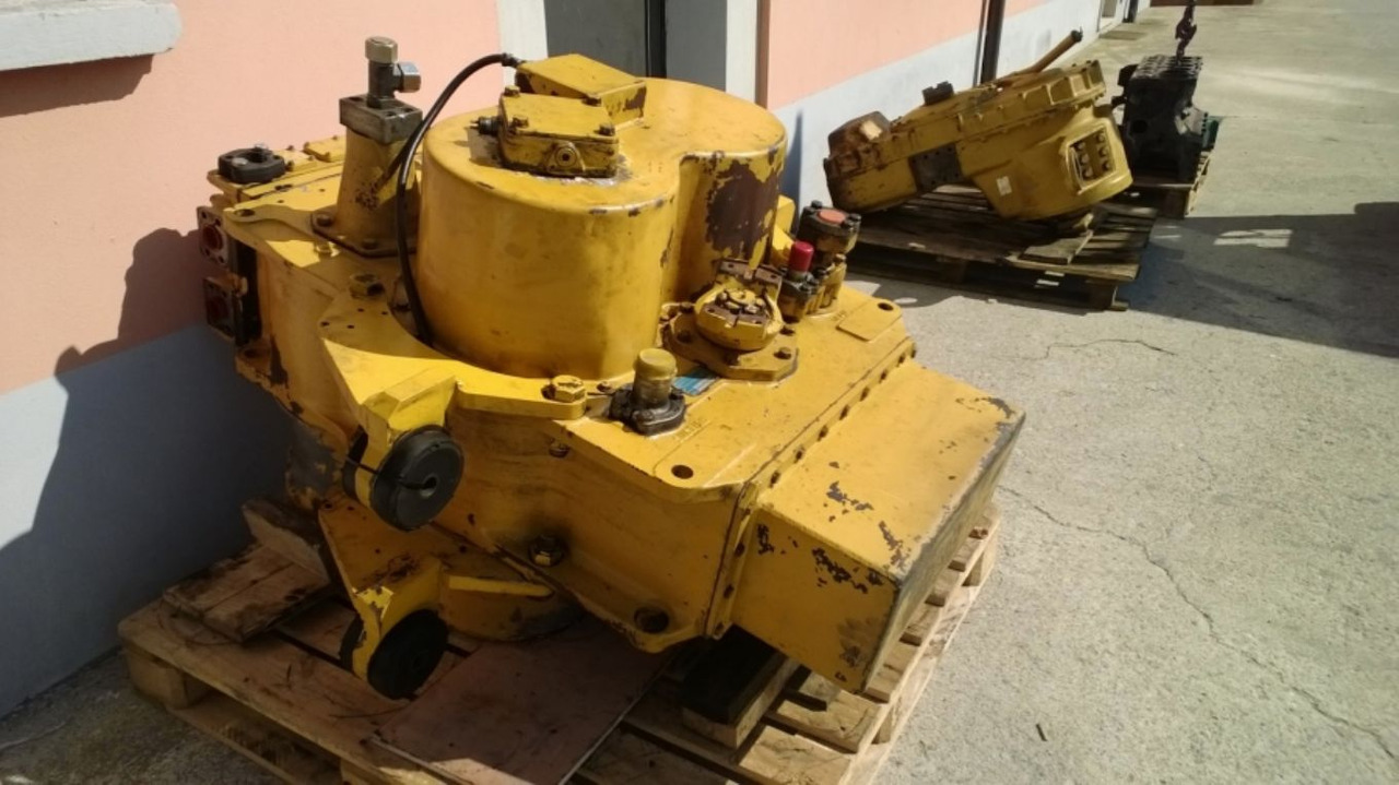 VOLVO L330E Trasmissione revisionata. - 变速箱 适用于 建筑机械:图2 VOLVO L330E Trasmissione revisionata. - 变速箱 适用于 建筑机械:图2