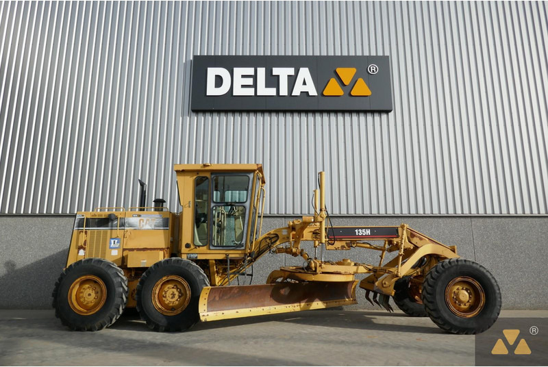 Caterpillar 135H - 平路机:图2 Caterpillar 135H - 平路机:图2