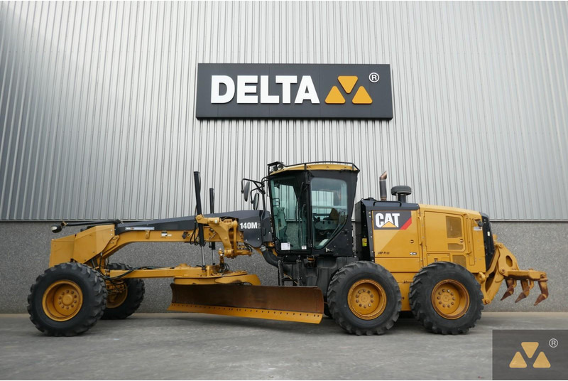 Caterpillar 140M2 - 平路机:图1 Caterpillar 140M2 - 平路机:图1