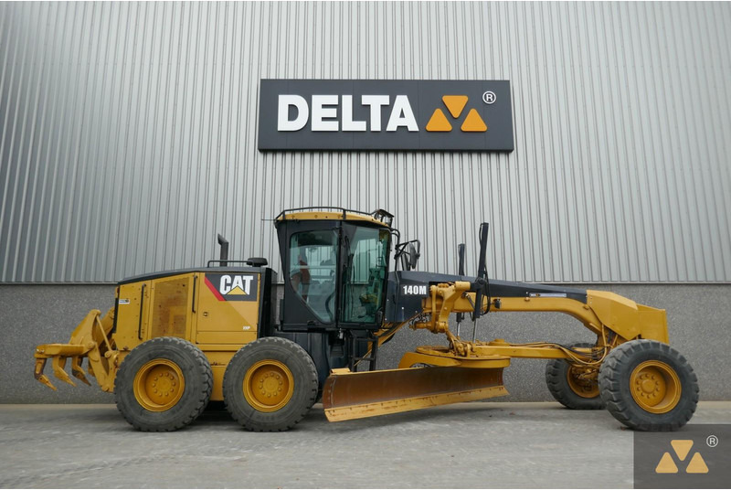 Caterpillar 140M - 平路机:图2 Caterpillar 140M - 平路机:图2