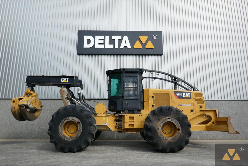 Caterpillar 525D - 林业设备:图2 Caterpillar 525D - 林业设备:图2