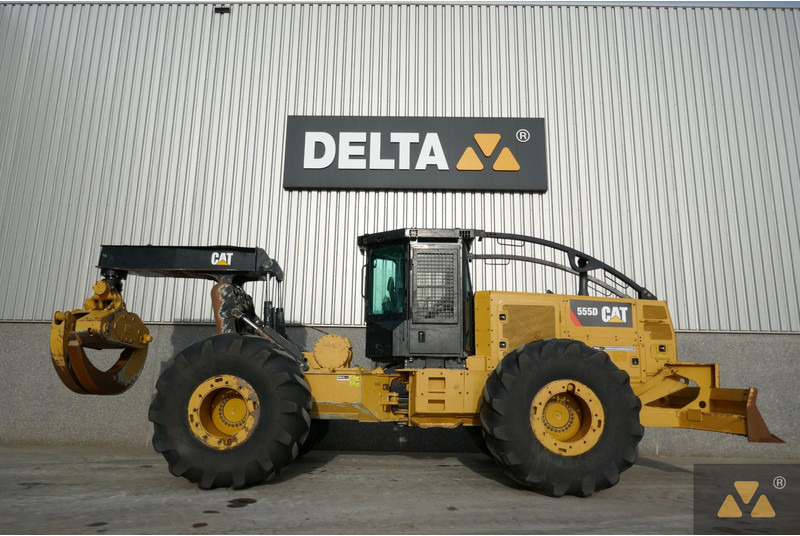 Caterpillar 555D - 林业设备:图2 Caterpillar 555D - 林业设备:图2