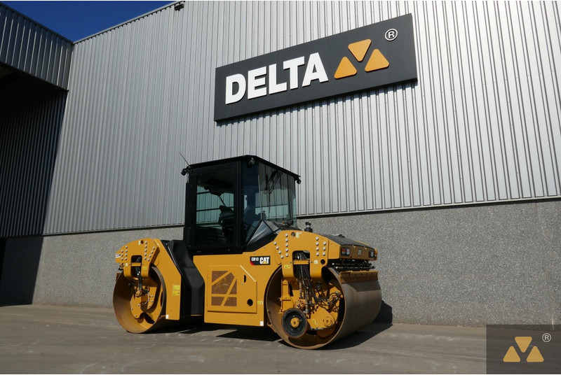 Caterpillar CB13 - 碾压机:图3 Caterpillar CB13 - 碾压机:图3