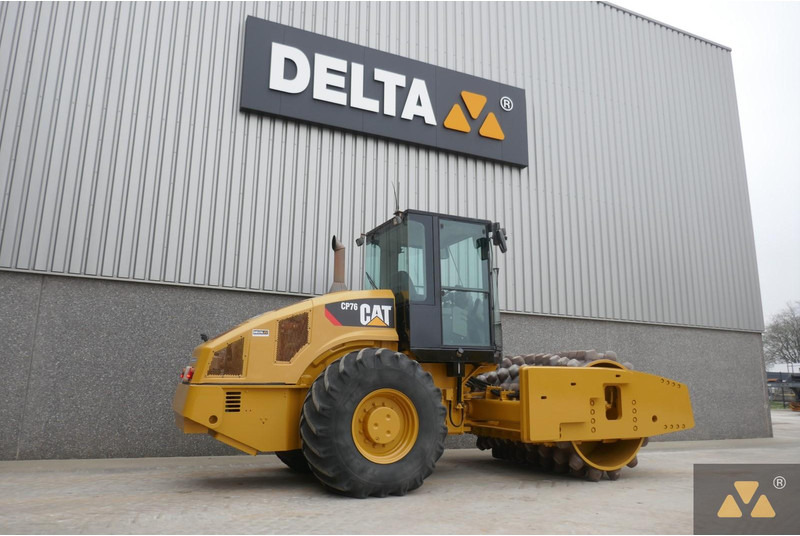 Caterpillar CP76 - 碾压机:图5 Caterpillar CP76 - 碾压机:图5