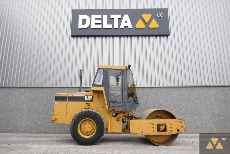 Caterpillar CS433C - 碾压机:图2 Caterpillar CS433C - 碾压机:图2