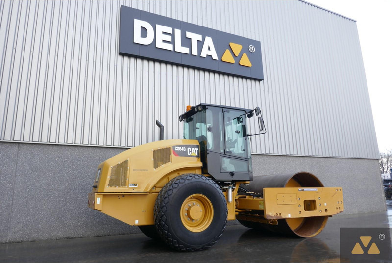 Caterpillar CS64B - 碾压机:图5 Caterpillar CS64B - 碾压机:图5
