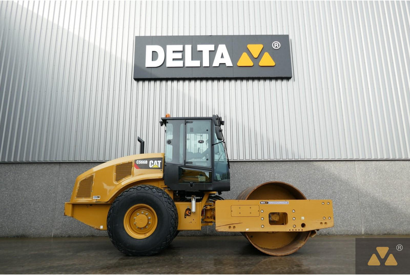 Caterpillar CS66B - 碾压机:图2 Caterpillar CS66B - 碾压机:图2