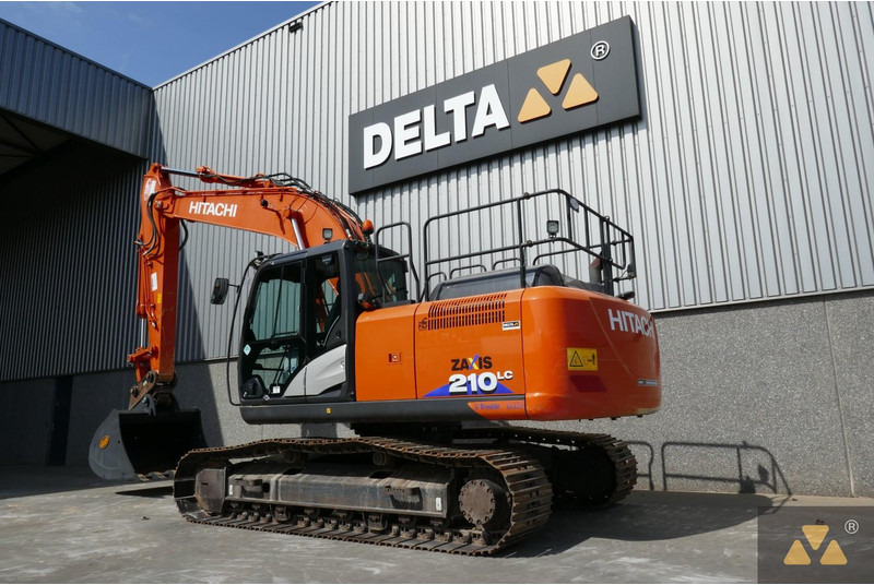 Hitachi ZX210LC-6 - 履带式挖掘机:图4 Hitachi ZX210LC-6 - 履带式挖掘机:图4