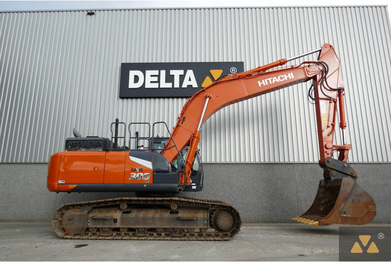 Hitachi ZX300LC-7 - 履带式挖掘机:图2 Hitachi ZX300LC-7 - 履带式挖掘机:图2