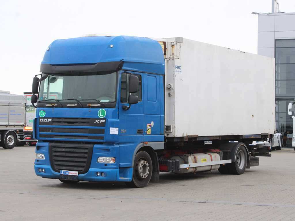 DAF XF 105.410, BDF, INDEPENDENT AIR CONDITIONING, CARRIER, AIR SUSPENSION - 冷藏车:图1 DAF XF 105.410, BDF, INDEPENDENT AIR CONDITIONING, CARRIER, AIR SUSPENSION - 冷藏车:图1