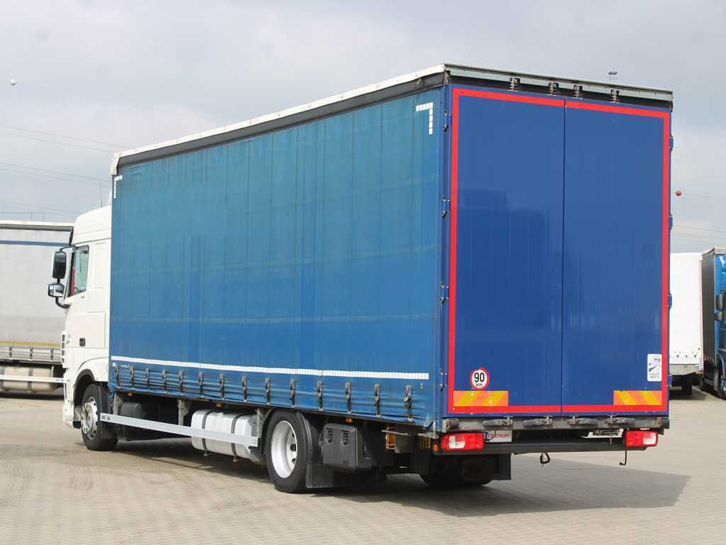 DAF XF 450, EURO 6, INDEPENDENT AIR CONDITIONING, AIR SUSPENSION - 侧帘卡车:图5 DAF XF 450, EURO 6, INDEPENDENT AIR CONDITIONING, AIR SUSPENSION - 侧帘卡车:图5