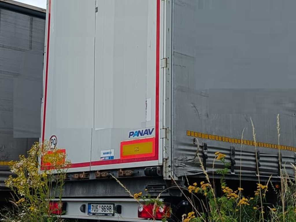 Panav TV018M - 侧帘拖车:图3 Panav TV018M - 侧帘拖车:图3