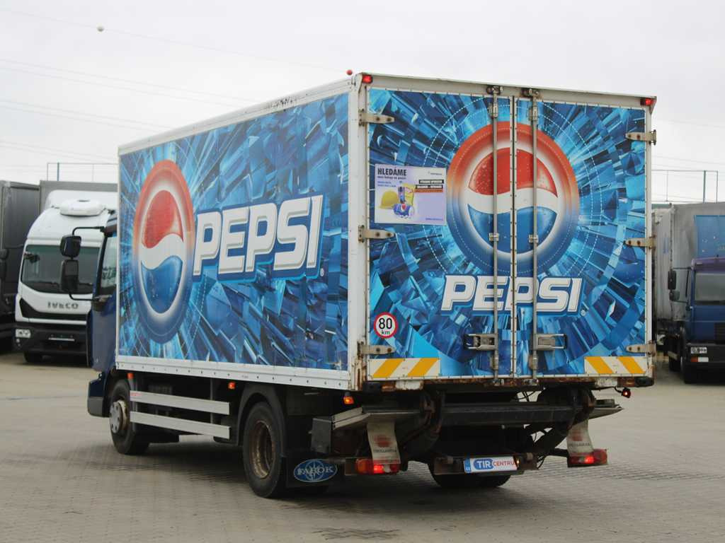 Renault MIDLUM 160.10, EURO 4, HYDRAULIC FRONT, TIRE 80% - 厢式卡车:图5 Renault MIDLUM 160.10, EURO 4, HYDRAULIC FRONT, TIRE 80% - 厢式卡车:图5