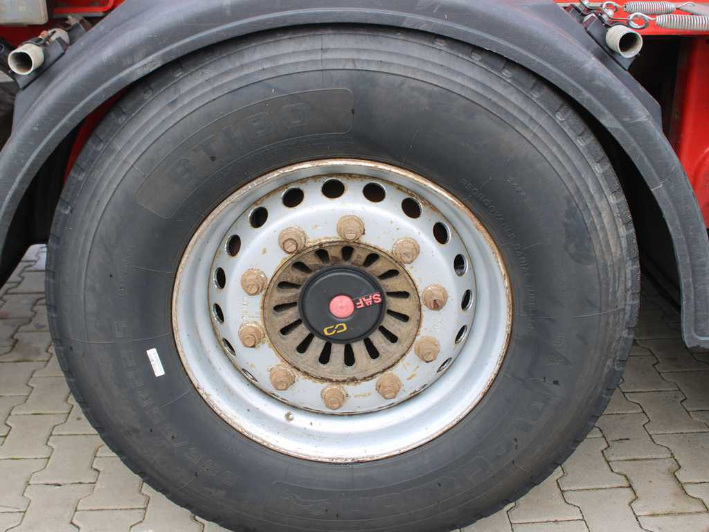 Umikov NPK 39, 2X LIFTING AXLE, SAF - 木材运输半挂车:图5 Umikov NPK 39, 2X LIFTING AXLE, SAF - 木材运输半挂车:图5