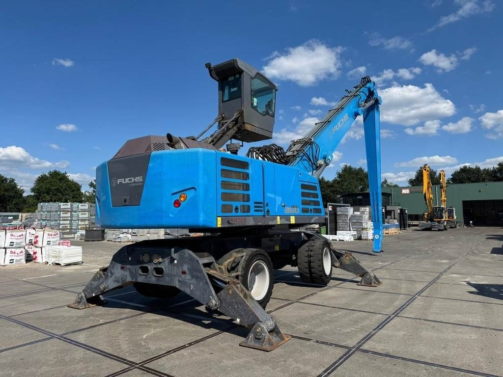 Fuchs MHL 360 T4F - 垃圾/ 工业叉装车:图4 Fuchs MHL 360 T4F - 垃圾/ 工业叉装车:图4