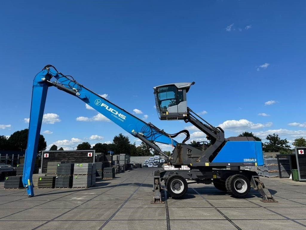 Fuchs MHL 360 T4F - 垃圾/ 工业叉装车:图1 Fuchs MHL 360 T4F - 垃圾/ 工业叉装车:图1