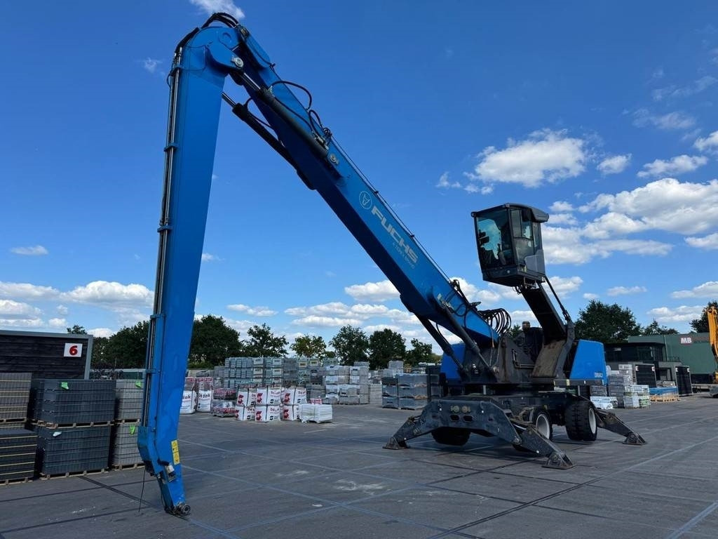 Fuchs MHL 360 T4F - 垃圾/ 工业叉装车:图2 Fuchs MHL 360 T4F - 垃圾/ 工业叉装车:图2