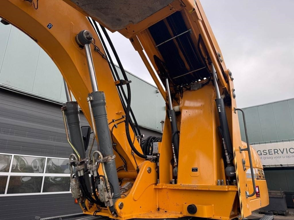 Liebherr A 316 - 垃圾/ 工业叉装车:图4 Liebherr A 316 - 垃圾/ 工业叉装车:图4
