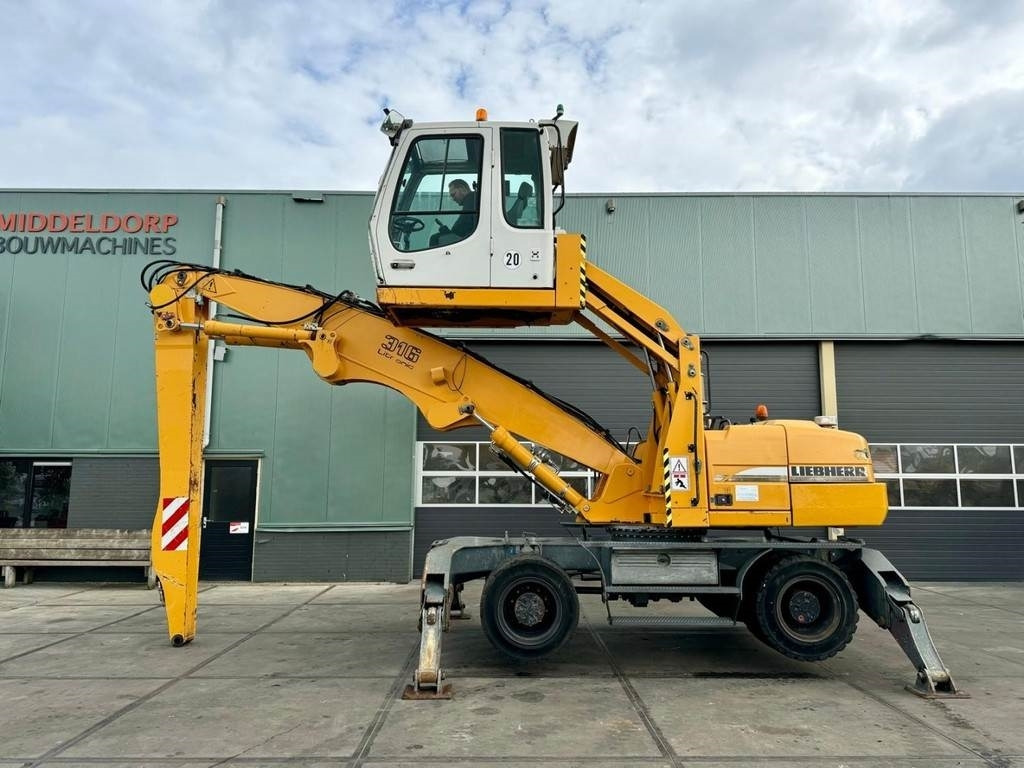 Liebherr A 316 - 垃圾/ 工业叉装车:图1 Liebherr A 316 - 垃圾/ 工业叉装车:图1
