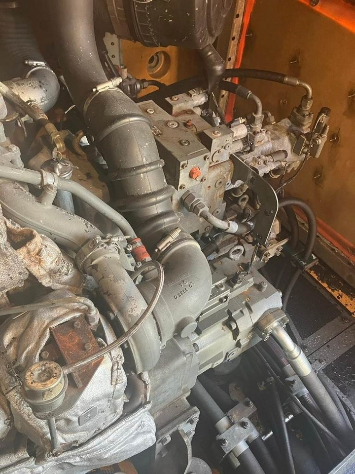 垃圾/ 工业叉装车 Liebherr LH 120 CG：图22