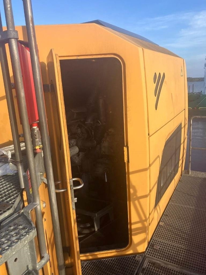 垃圾/ 工业叉装车 Liebherr LH 120 CG：图15