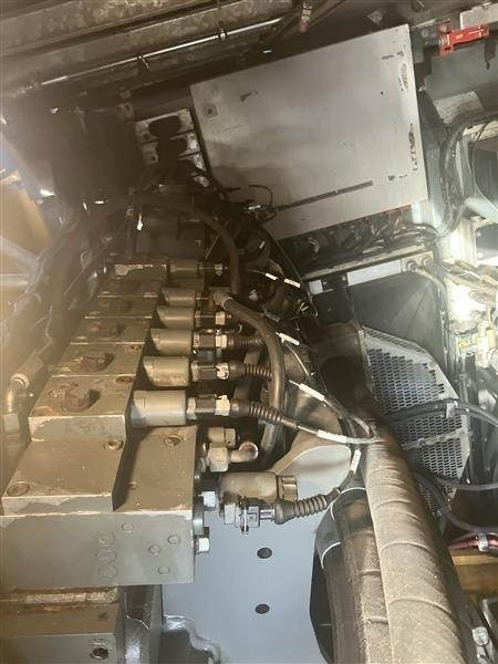 垃圾/ 工业叉装车 Liebherr LH 120 CG：图26