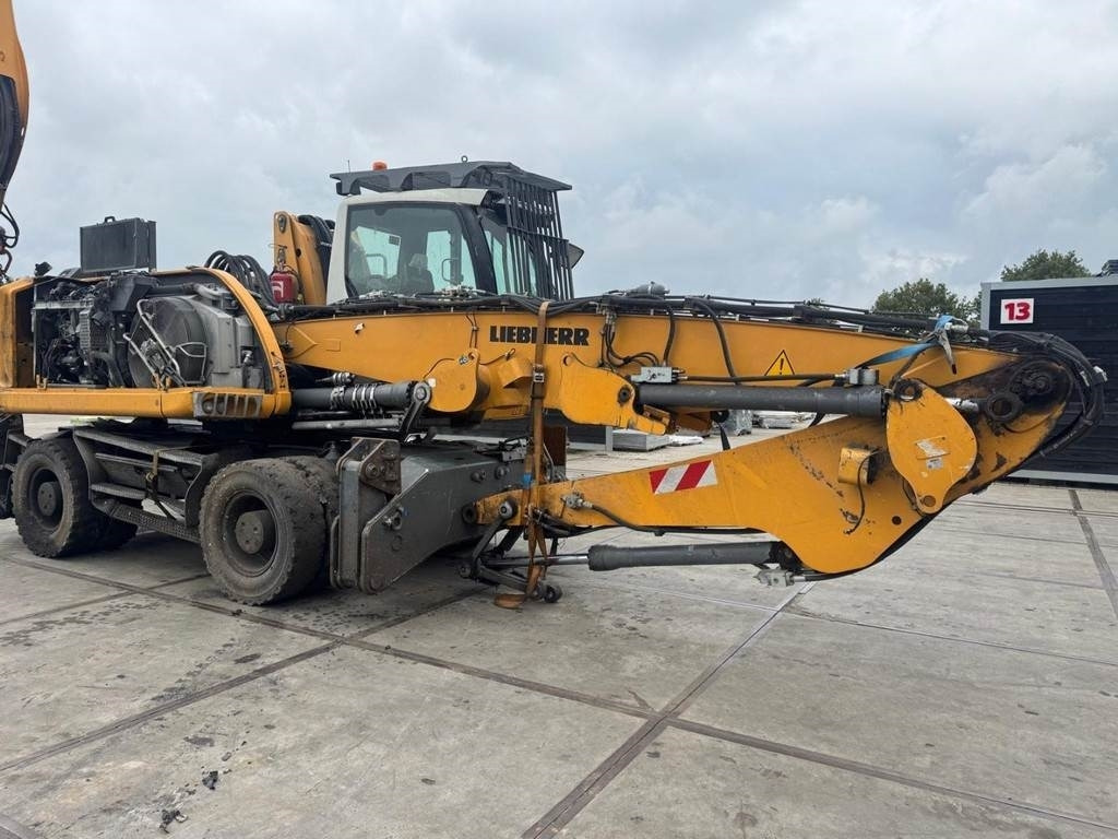 Liebherr LH 22 M - 垃圾/ 工业叉装车:图5 Liebherr LH 22 M - 垃圾/ 工业叉装车:图5